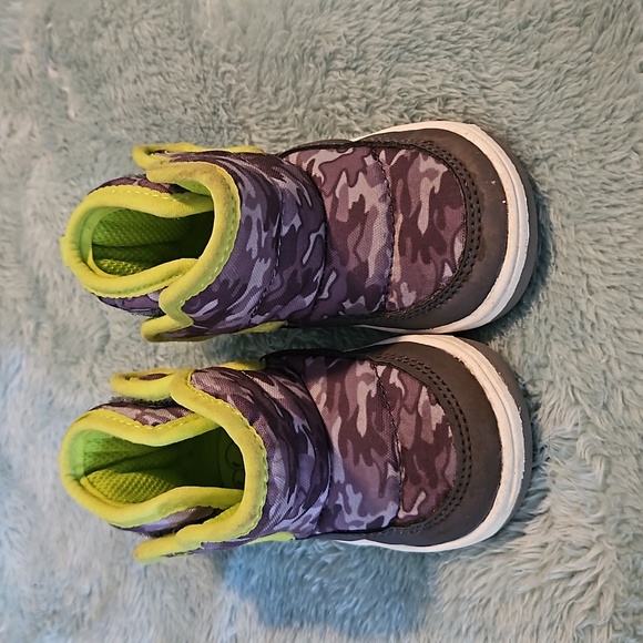 Toddler Stride Rite Surprize Boots - Picture 2 of 6